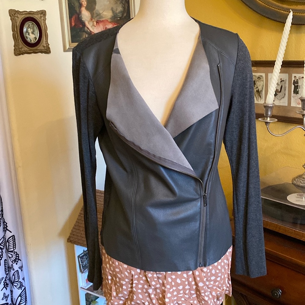 Michael stars leather Moto jacket, size small.